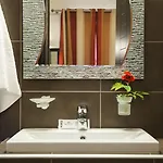 Meteoritis Hotel 3*