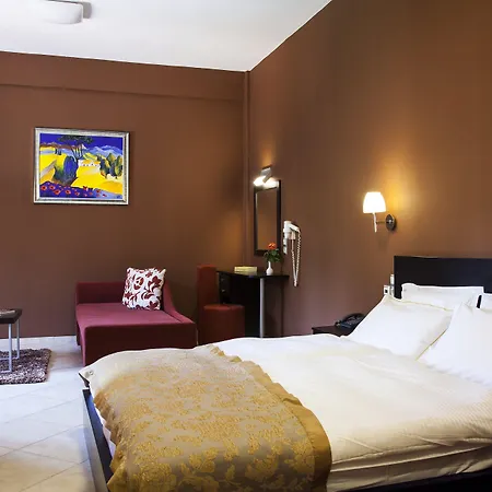 Meteoritis Szálloda