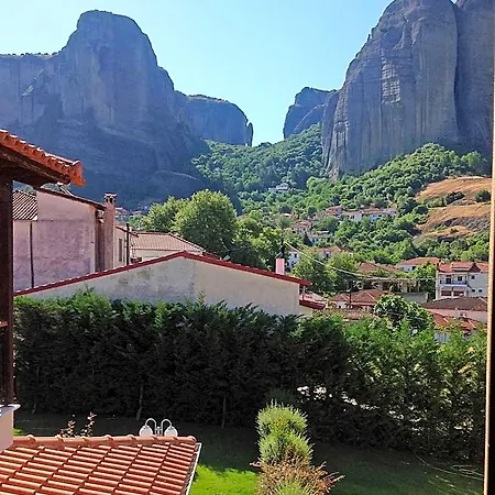 Meteoritis Hotel 3*